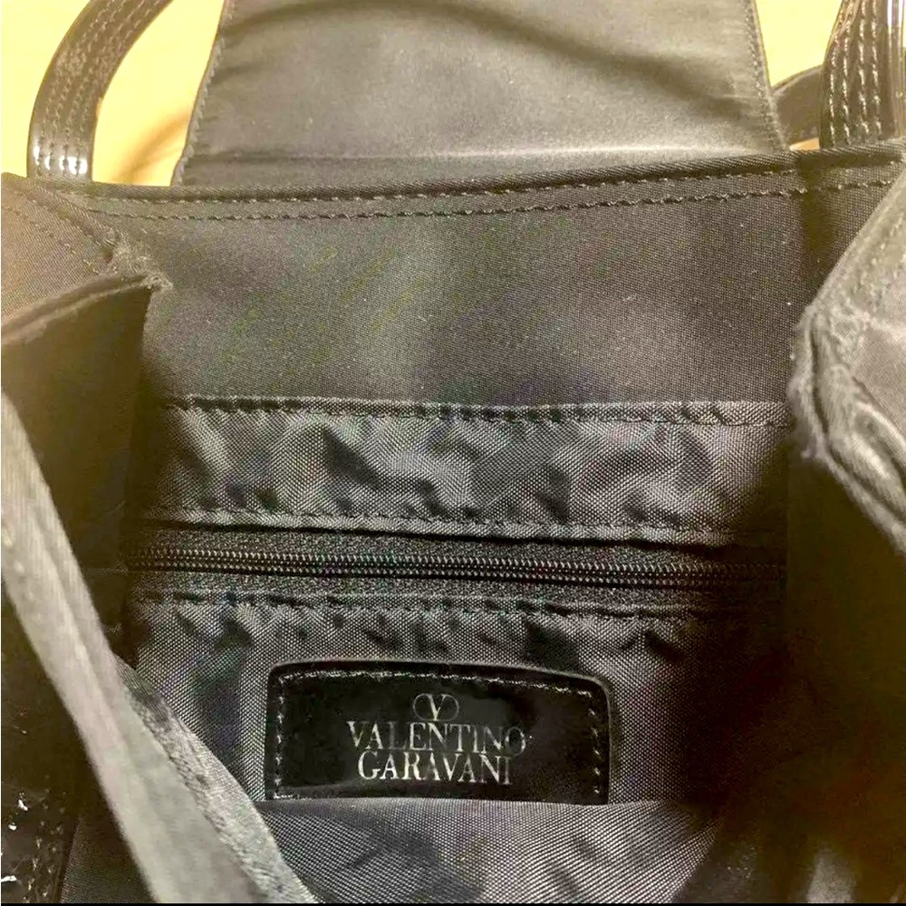 VALENTINO GARAVANI Backpack Black Nylon Stylish Women ❤️🌹❤️🌹 - Picture 4 of 4